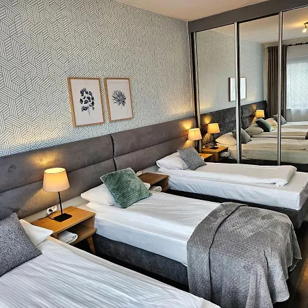 Διαμέρισμα Arkadia By Visitwarsaw *