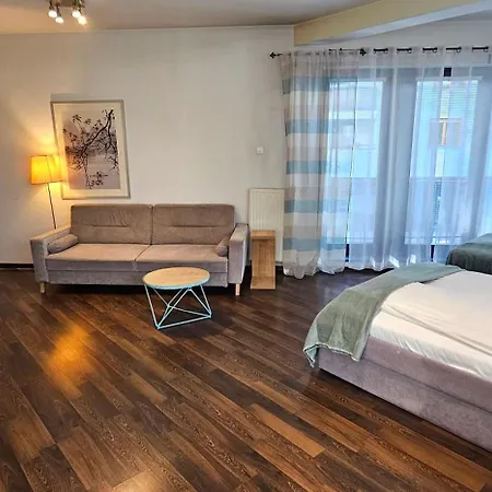 Διαμέρισμα Arkadia By Visitwarsaw *