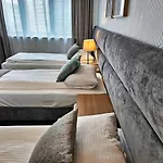 Arkadia By Visitwarsaw 아파트 바르샤바