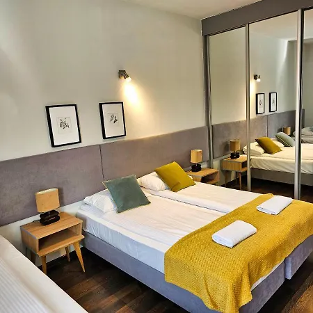 Arkadia By Visitwarsaw Apartment *